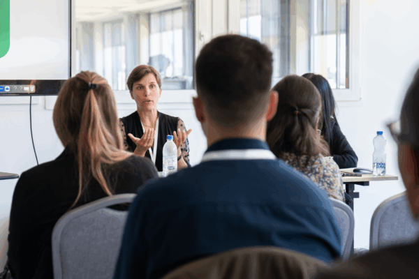 AIS_2025_150
